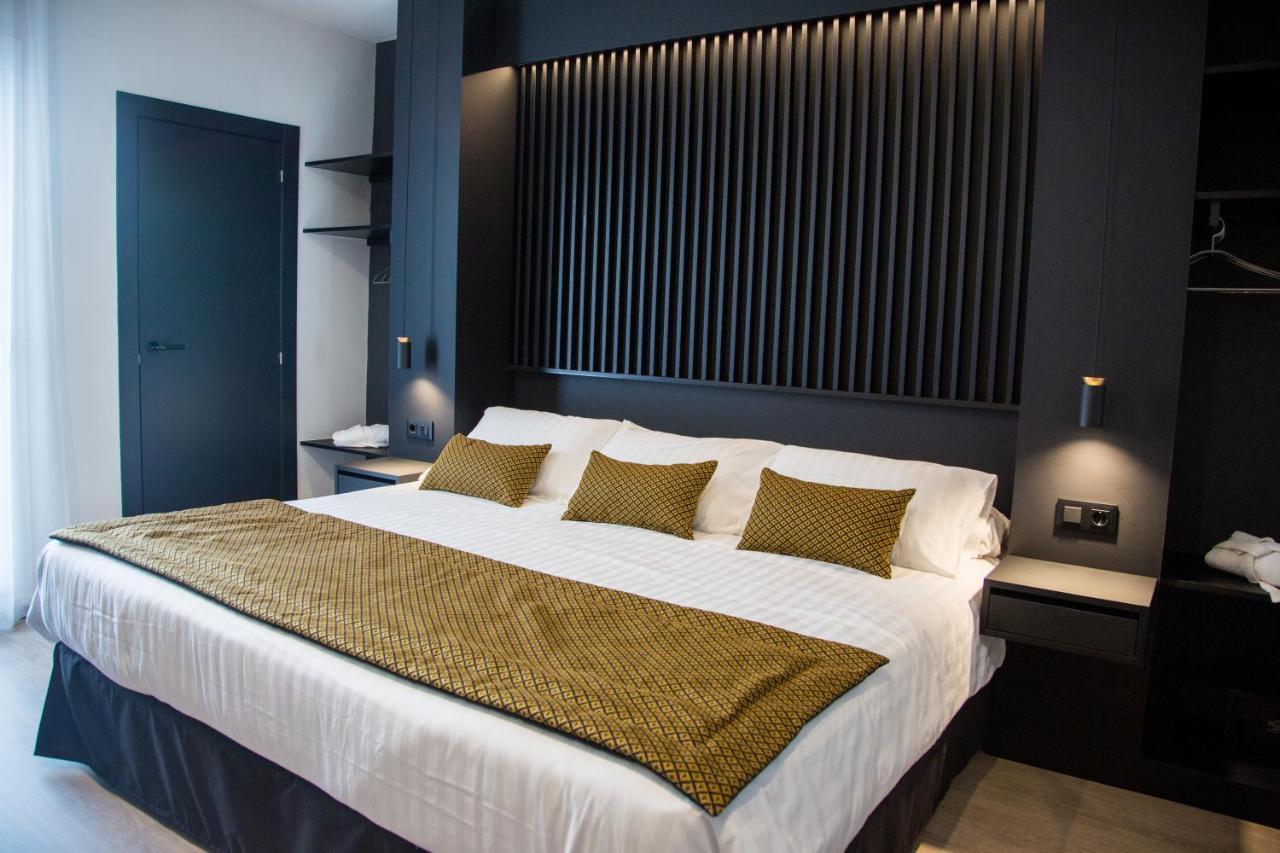 Elite Hotel - Gay Men Only (Adults Only) Sitges Extérieur photo